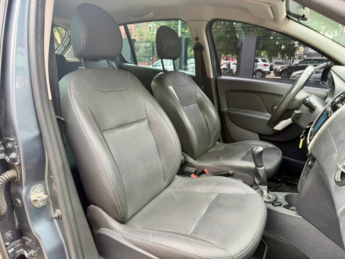 Renault Sandero 1.6 16V PRIVILEGE PACK L15 2017