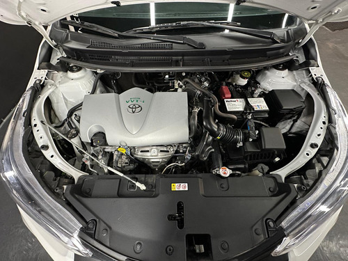 Toyota Yaris 1.5 XS CVT 5P 2025