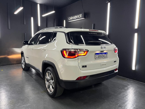 Jeep Compass 2.4 LONGITUDE AT6 4X2 L18 2021