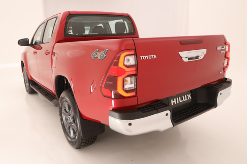 Toyota Hilux Pick-Up 2.8 Cd Srv 177cv 4x4 At 2026