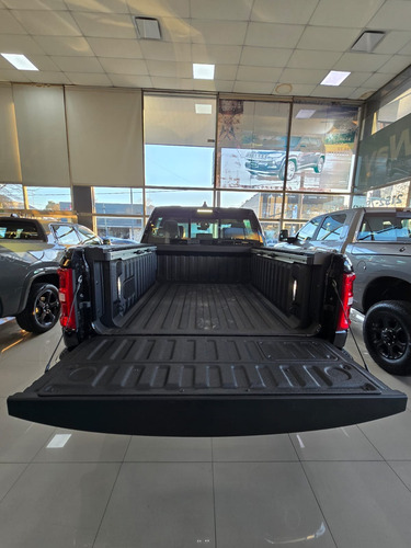 Jeep Ram 1500 larami 3.0 4x4 2025