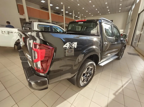 Nissan Frontier 2.3bt Platinum 4x4 At L22 2025
