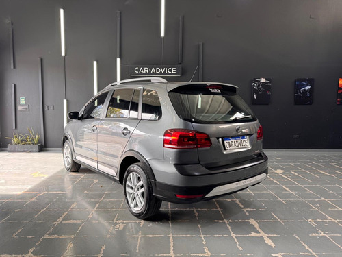 Volkswagen Suran 1.6 CROSS HIGHLINE L15 2015