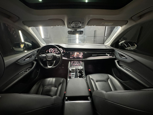 Audi Q8 55 TFSI QUATTRO 2021