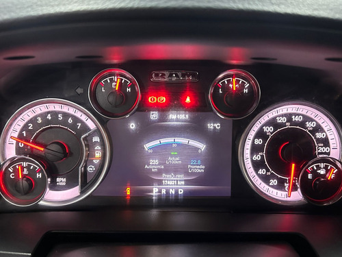 RAM 1500 5.7 DC 4X4 LARAMIE AT L13 2020