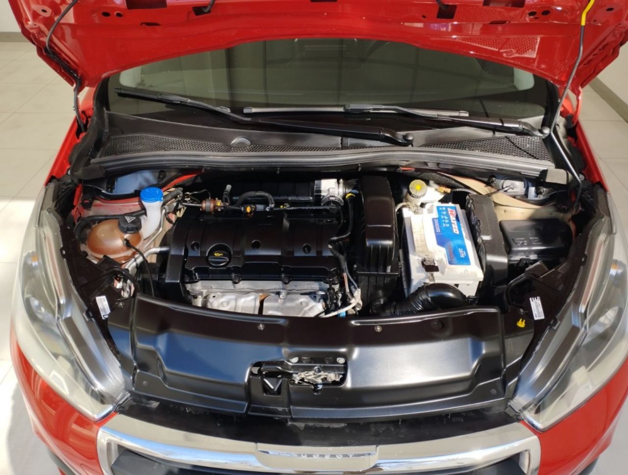 Peugeot 208 1.6 5ptas Allure 2018