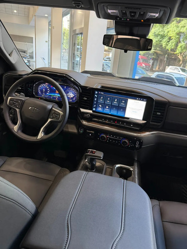 Chevrolet Silverado 5.3 V8 Z71 Trail Boss 2025