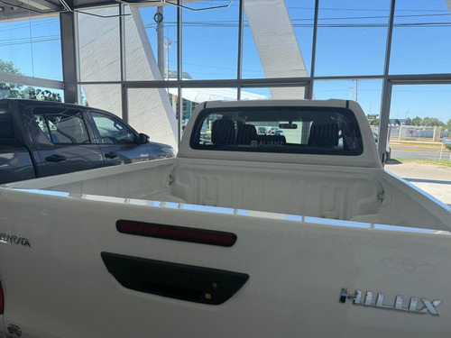 Toyota Hilux Pick-Up 2.4 Cd Dx 150cv 4x4 2025