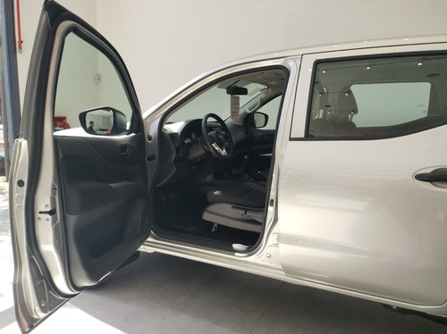 Nissan Frontier 2.3t S 4x4 Mt L22 2025