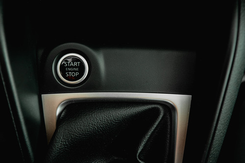 Nissan Versa 1.6 Sense 2025