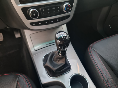 T8 2.0 Intelligent 4X4 Dob Cabina 2025