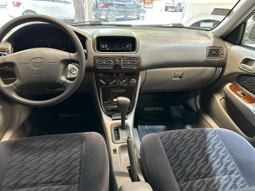 Toyota Corolla 1.8 Xei 2001