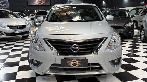 Nissan Versa 1.6 Advance Mt 2015