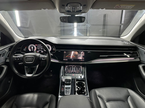 Audi Q8 55 TFSI QUATTRO 2021