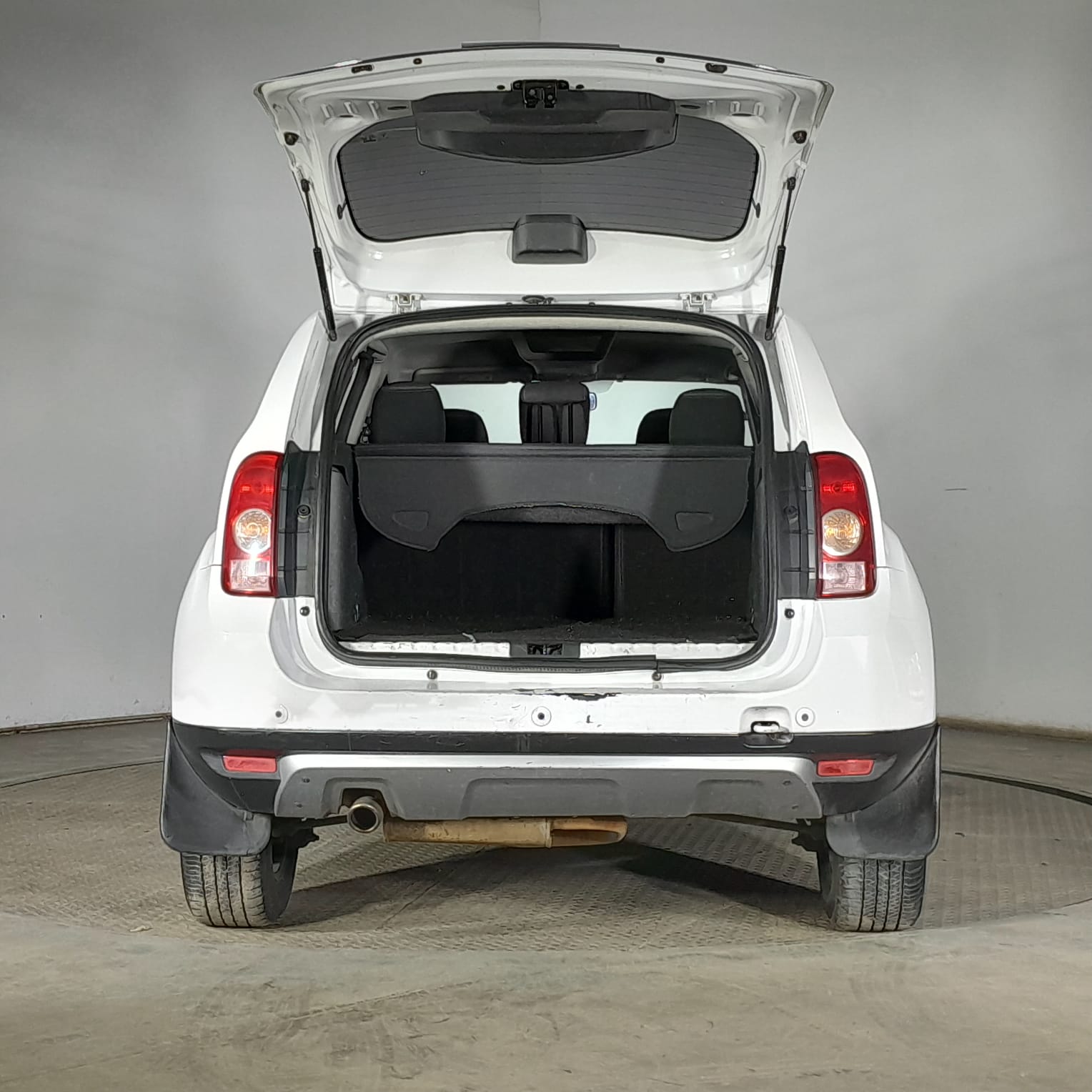 Renault DUSTER LUXE 2.0 4X4 NAV T/TERRENO 2013