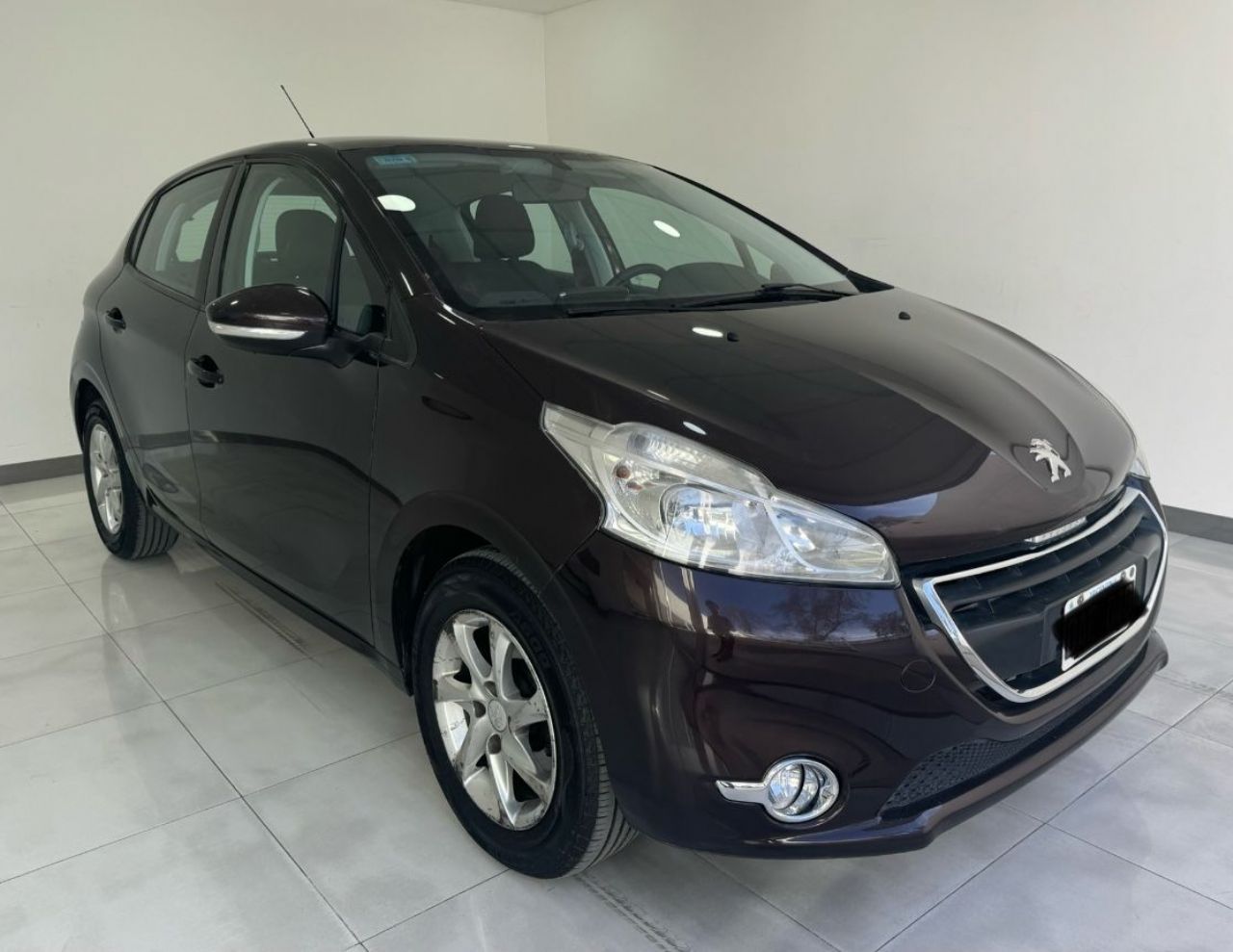 Peugeot 208 1.5 5ptas Allure NAV 2014