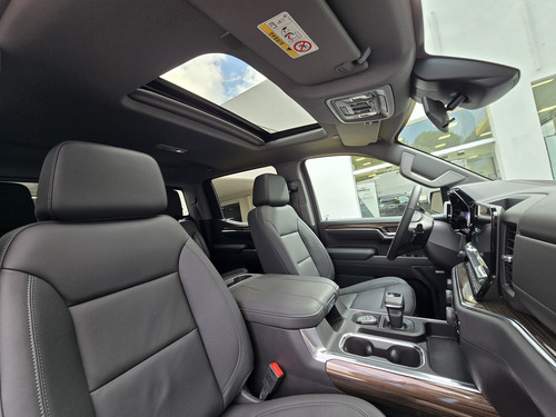 Chevrolet Silverado 5.3 V8 Z71 Trail Boss 2025