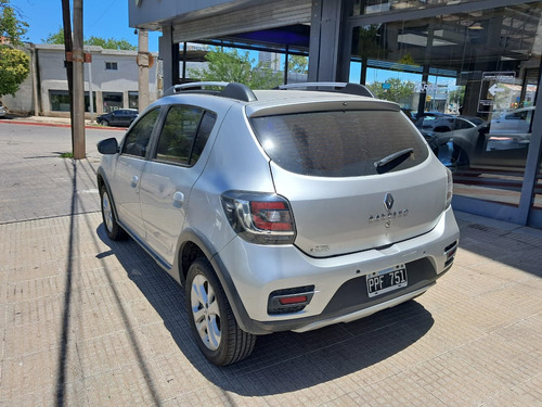 Renault Sandero Stepway 1.6 Privilege 105cv 2016