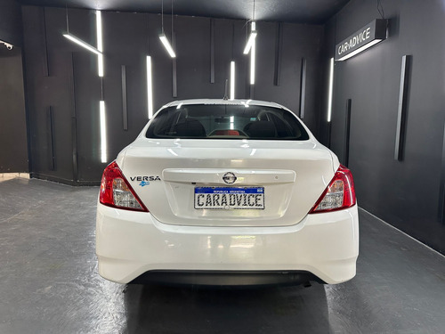 Nissan Versa 1.6 ADVANCE L20 2020