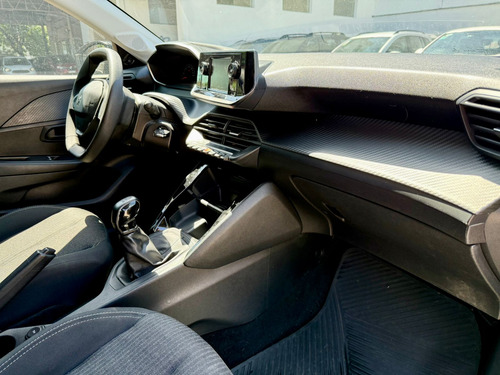 Peugeot 208 1.2 LIKE L20 2021