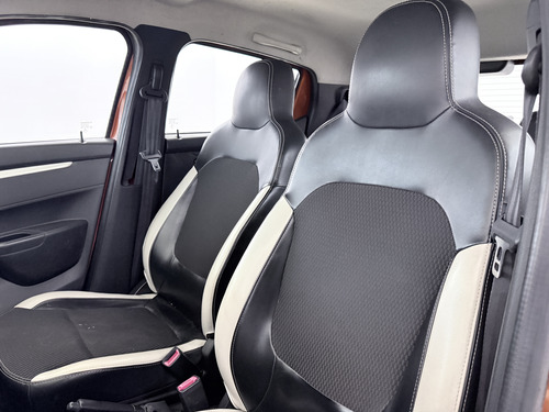 Renault Kwid 1.0 12V ICONIC 2018