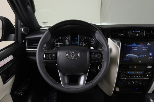 Toyota SW4 2.8 Tdi Diamante Ii 6At 7As 2025