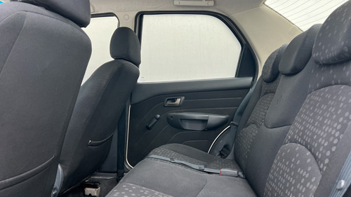 Fiat Siena 1.4 Attractive C/alarma Rstii 2011