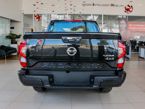 Nissan Frontier 2.3bt Platinum 4x4 At L22 2025