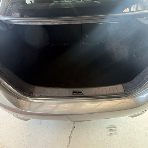 Nissan Sentra 1.8 Advance Pure Drive 2015