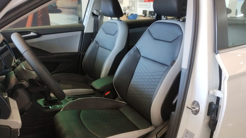 Volkswagen Taos 1.4 250 Tsi Comfortline 2025