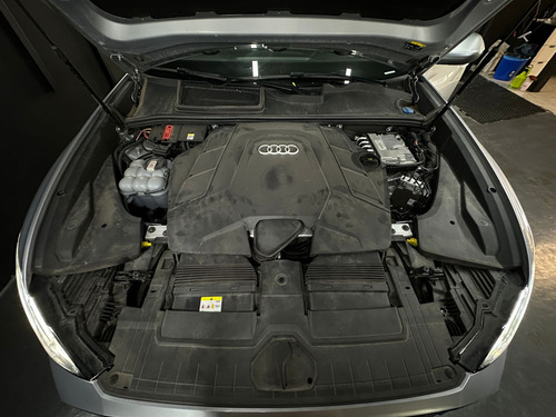 Audi Q8 55 TFSI QUATTRO 2021
