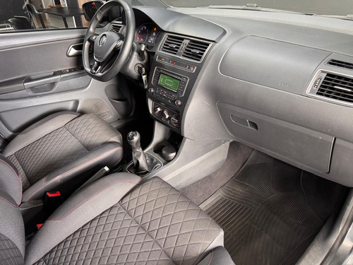 Volkswagen Suran 1.6 CROSS HIGHLINE L15 2015