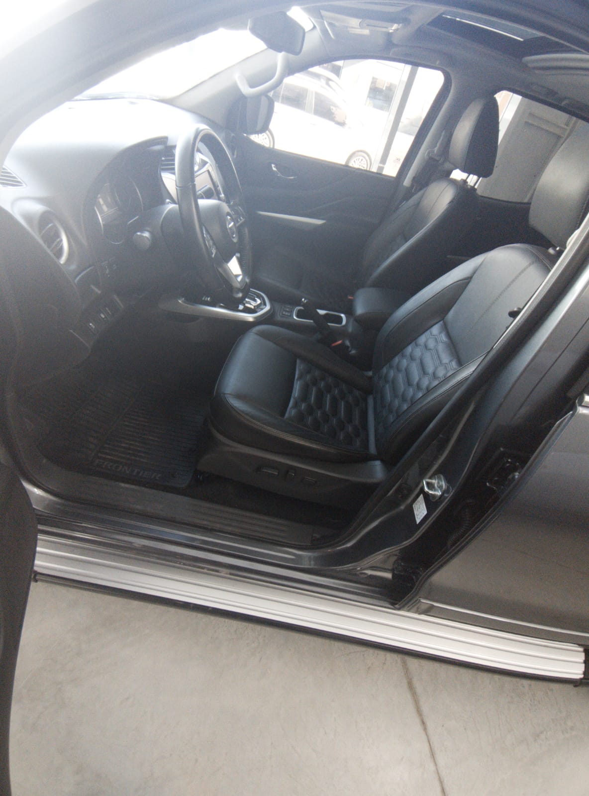 Nissan FRONTIER PICK-UP L/22 2,3 DC 4X4 PLATINIUM A/T 2023