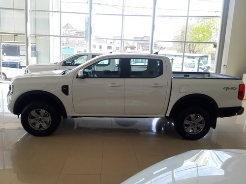Ford Ranger XLS 3.0L V6 Diesel Cabina Doble 4WD 2023