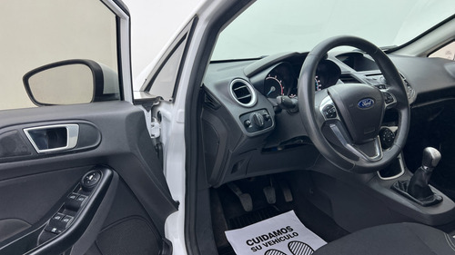 Ford Fiesta Kinetic 1.6 Se 120cv 2015