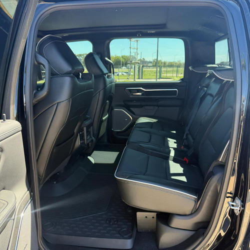 RAM 1500 3.0 Laramie Nigth Edition 4X4 At8 2025