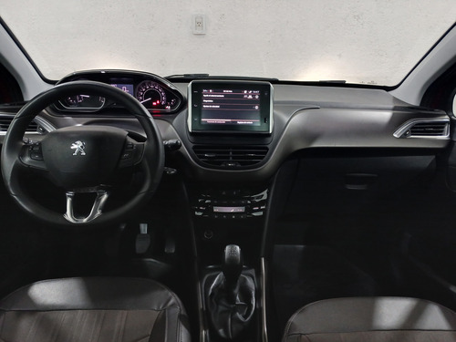 Peugeot 2008 1.6 FELINE L19 2019