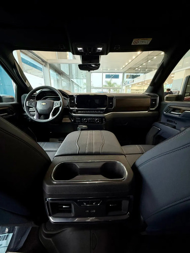 Chevrolet Silverado 5.3 V8 High Country 2025