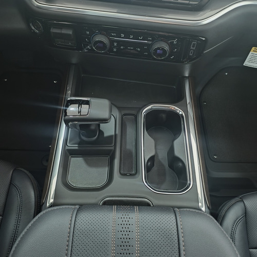 Chevrolet Silverado 5.3 V8 High Country 2026