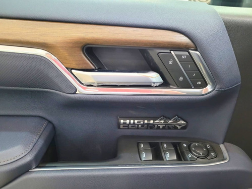 Chevrolet Silverado 5.3 V8 4X4 HIGH COUNTRY AT10 2026