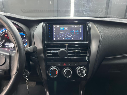 Toyota Yaris 1.5 XS CVT 5P 2025