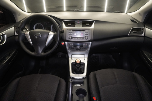 Nissan Sentra 1.8 Advance Pure Drive 2015