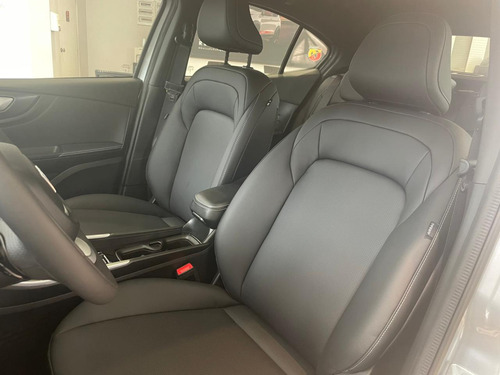 Fiat FASTBACK 1.3 T270 At6 2026