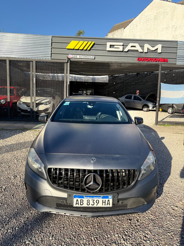 Mercedes-Benz Clase A 1.6 A200 Urban 156cv B.efficiency 2017