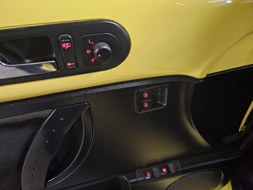 Volkswagen New Beetle 2.0 Advance 2009