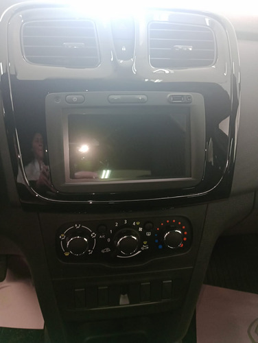 Renault Logan 1.6 16v Life 2026