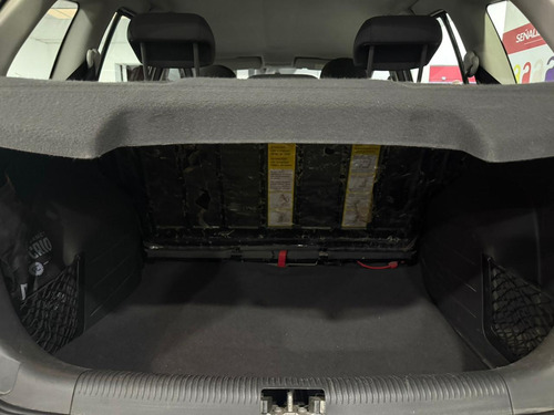 Volkswagen Suran 1.6 Comfortline 101cv 2016