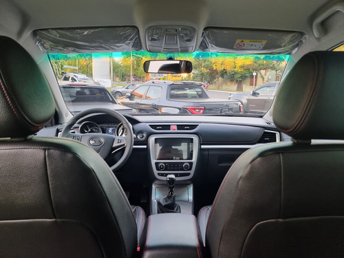 T8 2.0 Intelligent 4X4 Dob Cabina 2025