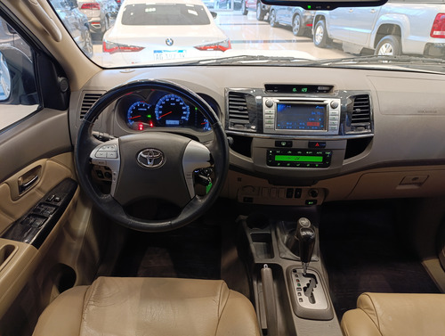 Toyota SW4 3.0 Srv Cuero I 171cv 4x4 2012