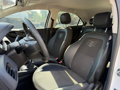 Chevrolet Onix 1.4 JOY BLACK 5P L19 2020